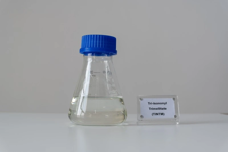 Plastifiant trimellitate de triisononyle (TINTM)